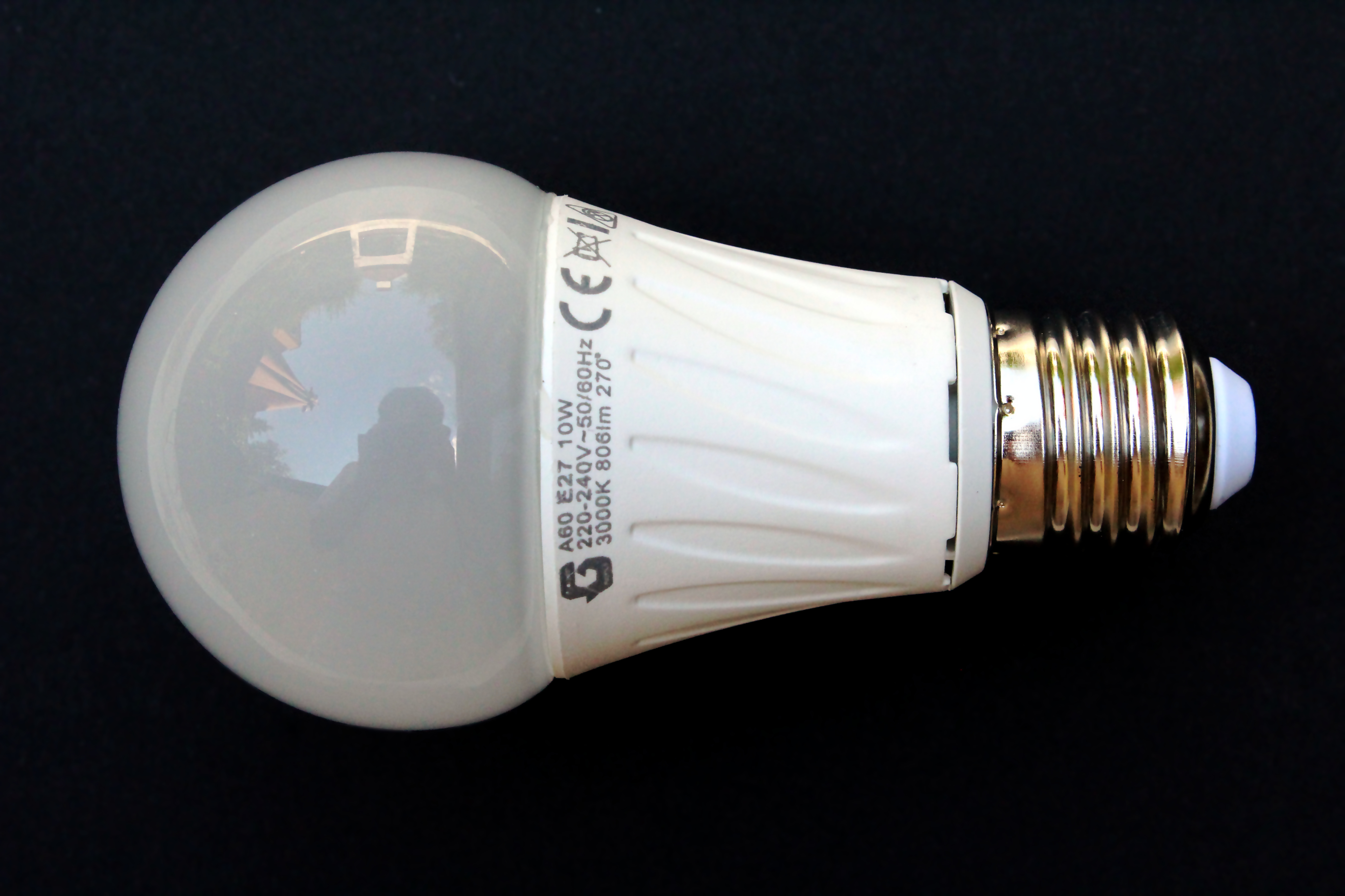 LED Bulb 9W